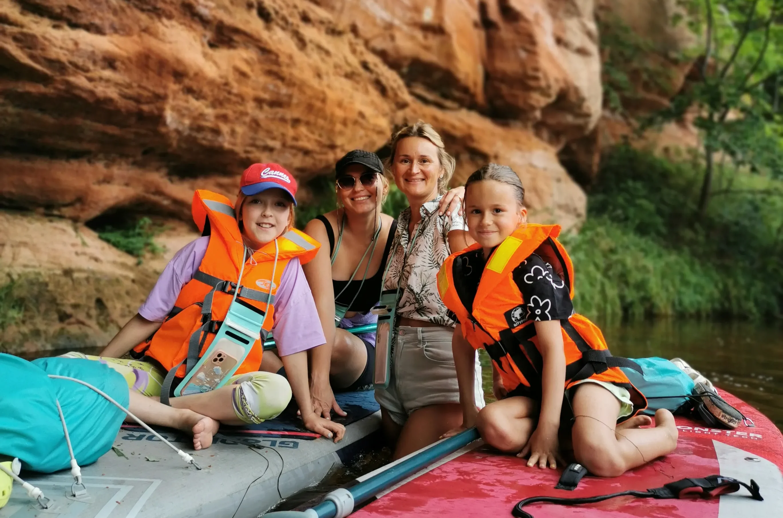 SUP с детьми: Безопасное и веселое приключение для всей семьи